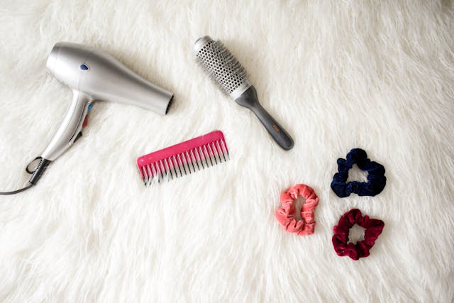 Personal Grooming Devices